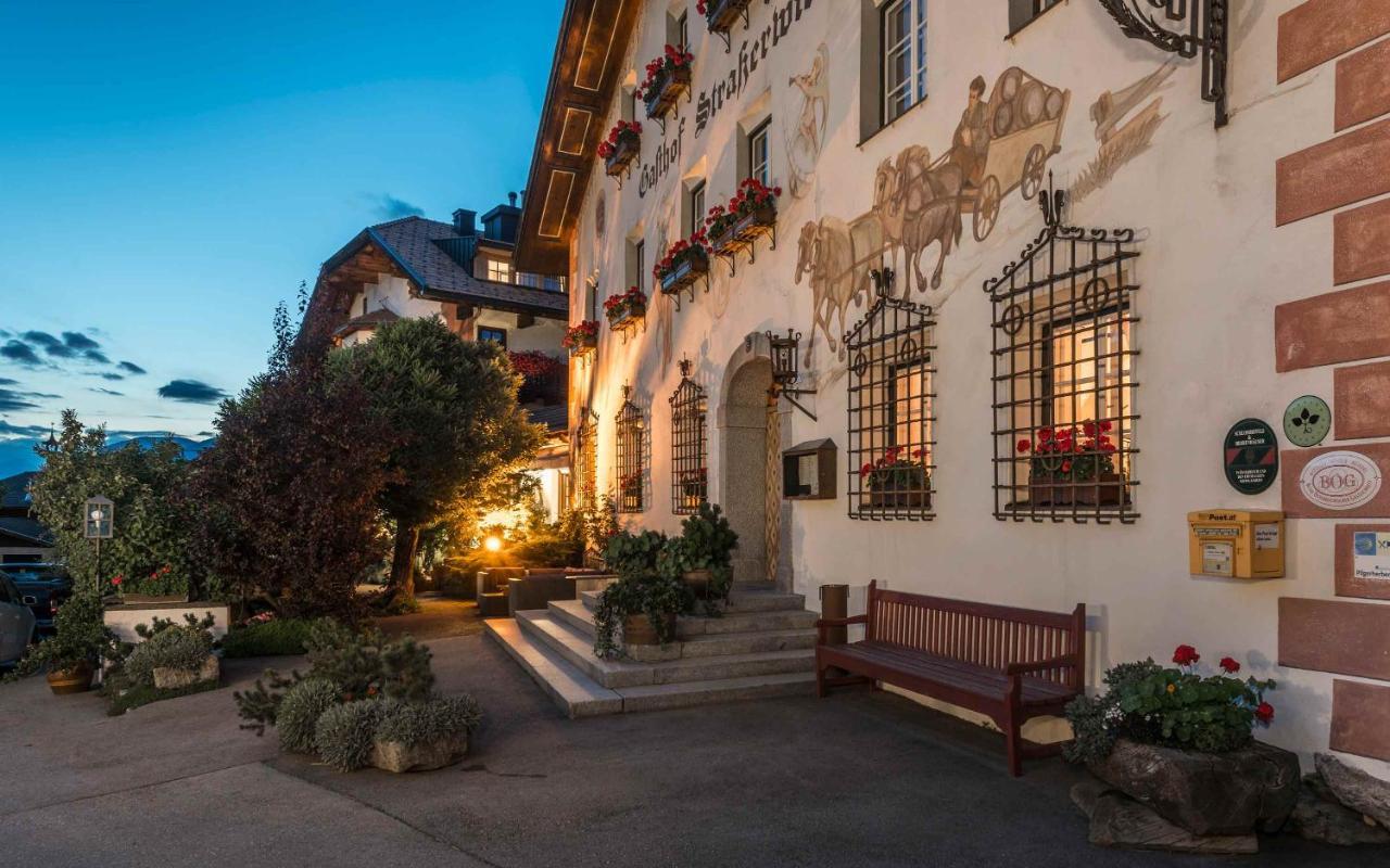 Strasserwirt - Ansitz Zu Tirol シュトラッセン エクステリア 写真