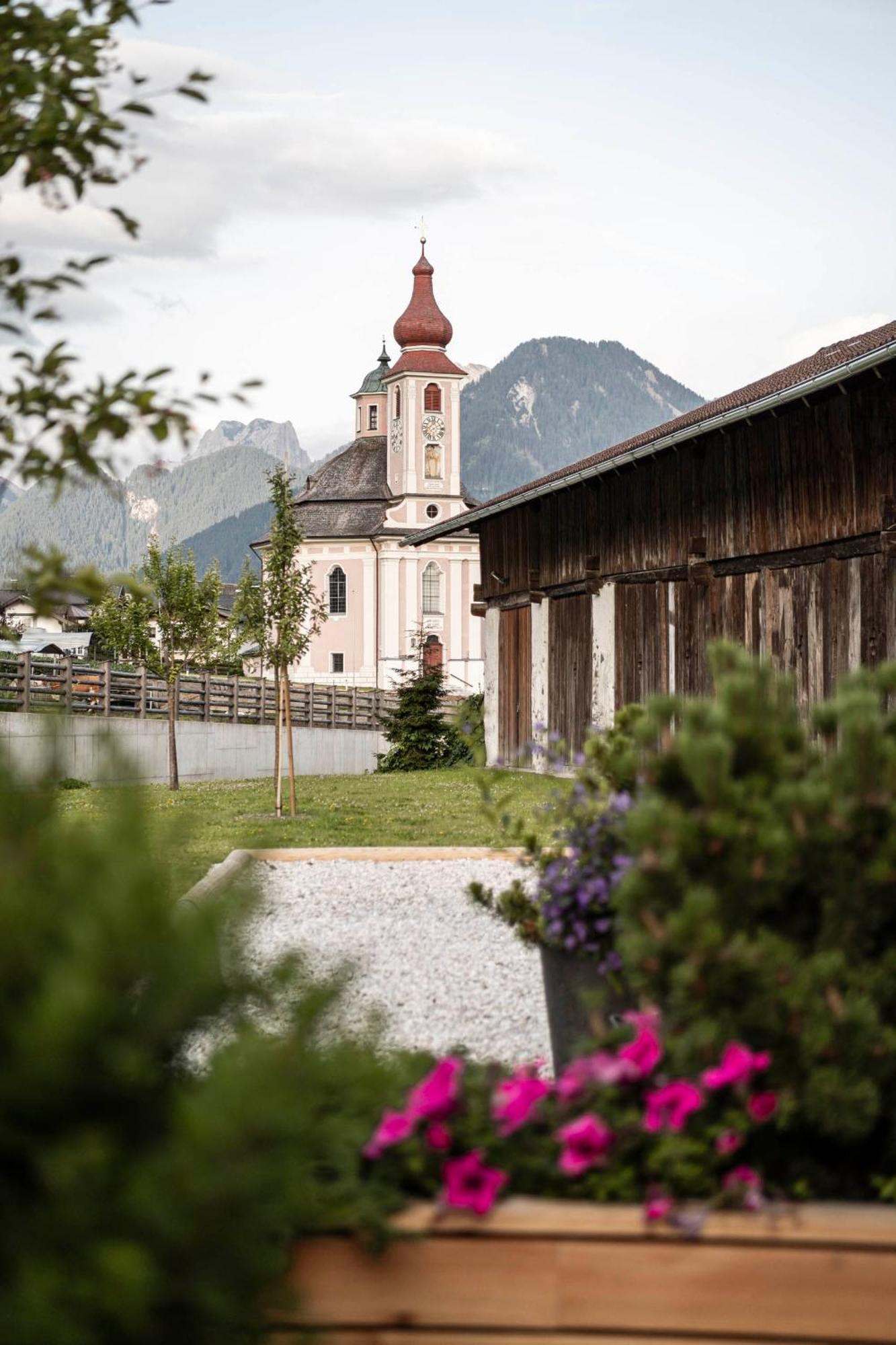 Strasserwirt - Ansitz Zu Tirol シュトラッセン エクステリア 写真