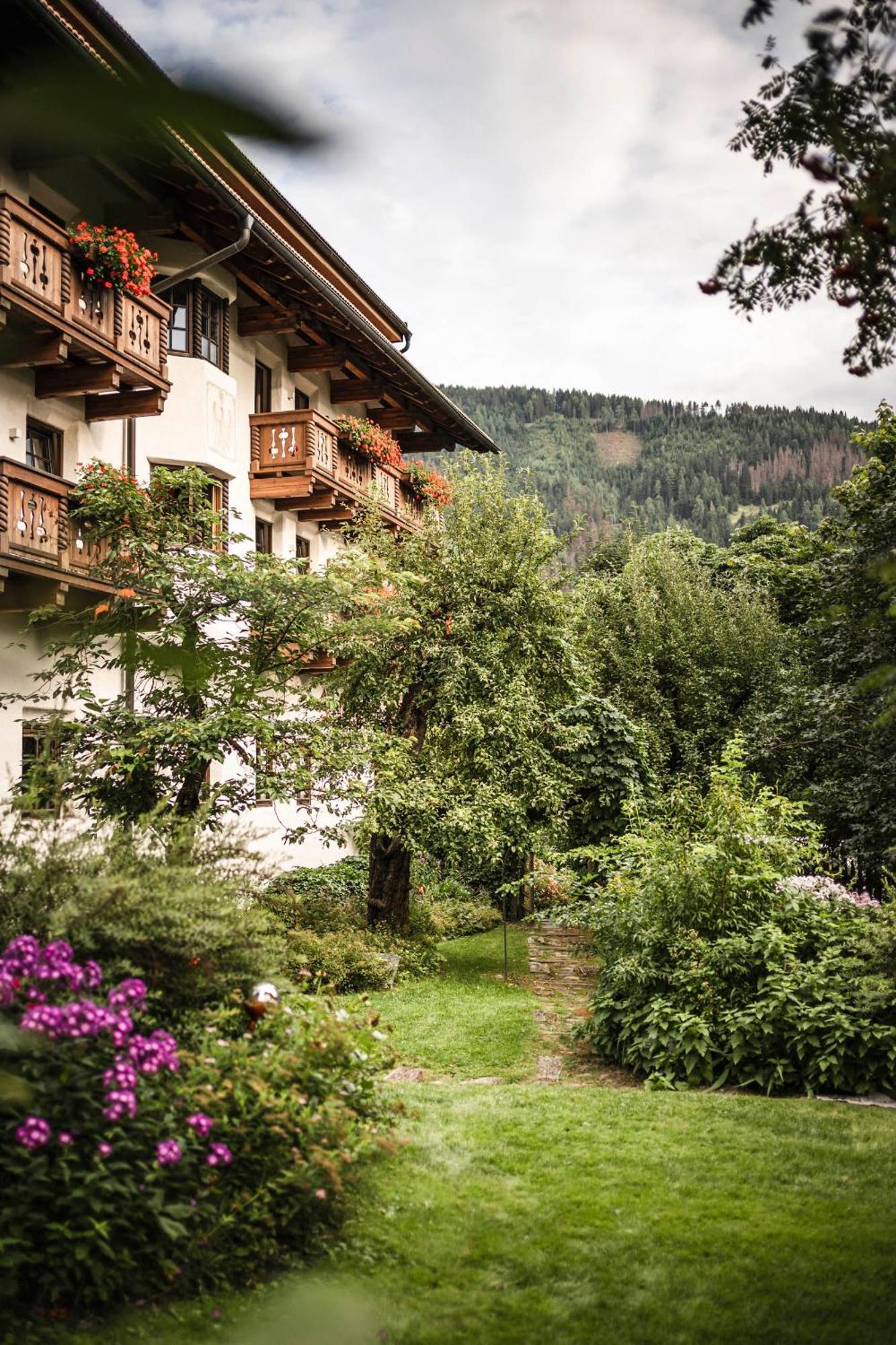 Strasserwirt - Ansitz Zu Tirol シュトラッセン エクステリア 写真